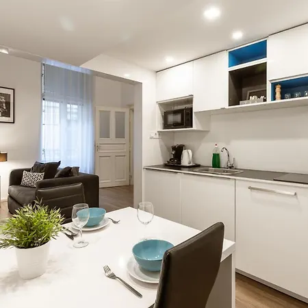 Modern Stylish Loft Next To New York Palace Apartament Budapesta