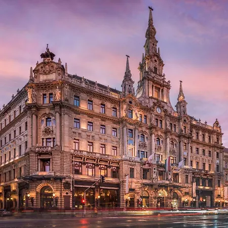 Modern Stylish Loft Next To New York Palace Apartament Budapesta