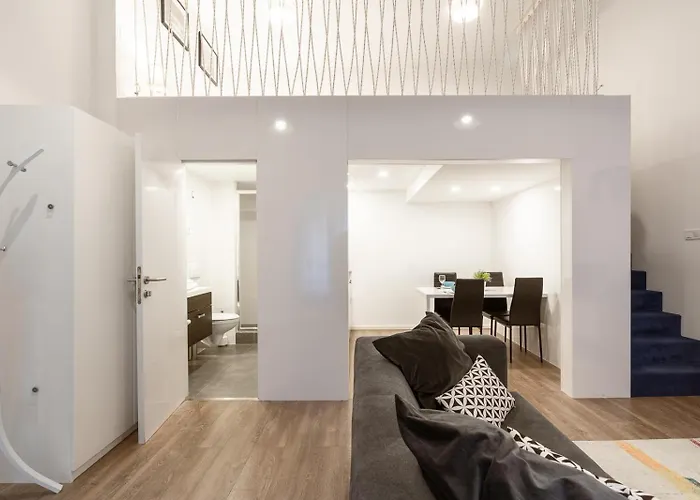 Modern Stylish Loft Next To New York Palace Budapešť